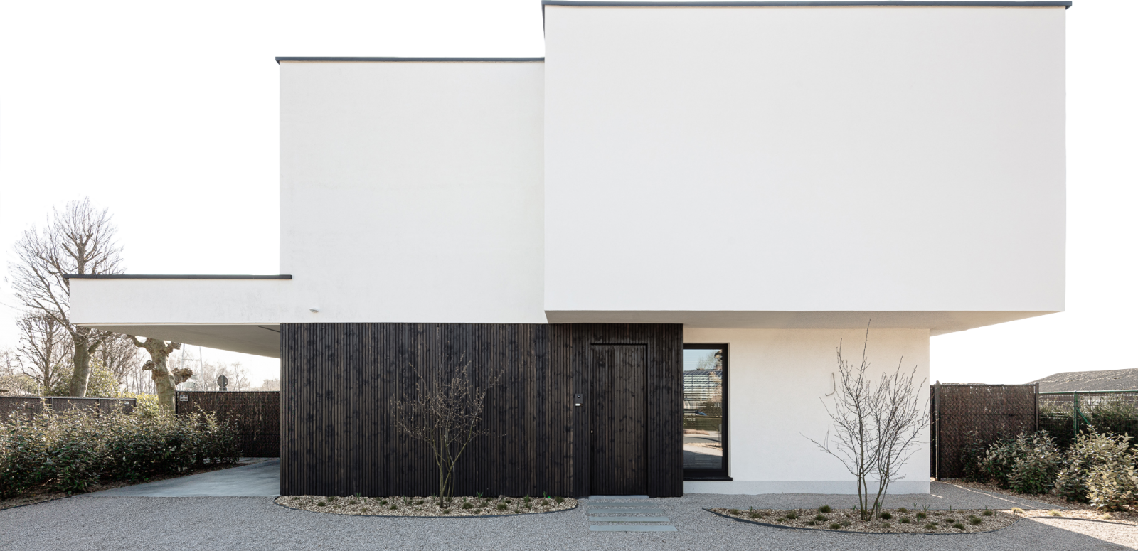 Witte architecturale woning 